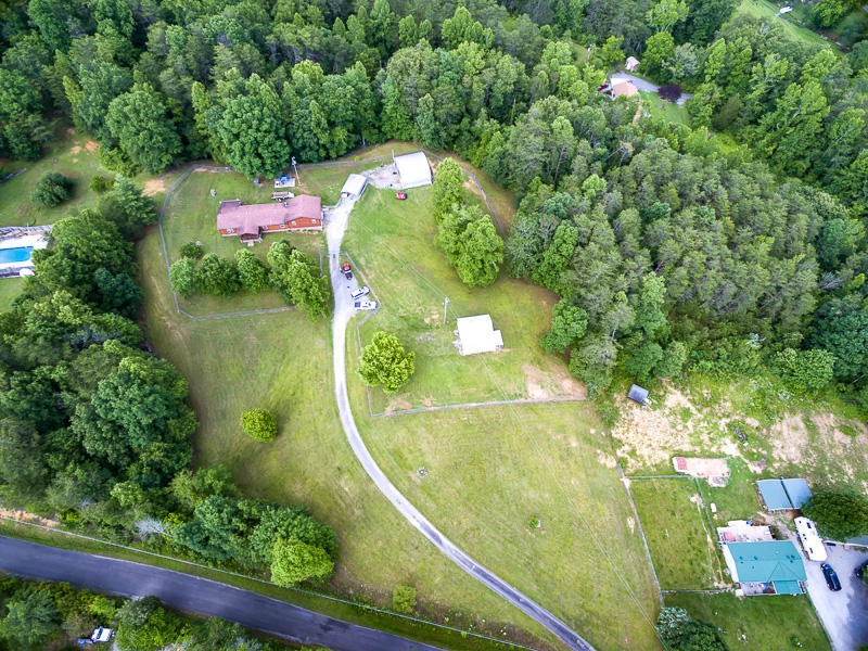 140 Nolan Lane Heiskell, TN 37754 - Photo 36 of 39 Gallery Image 36