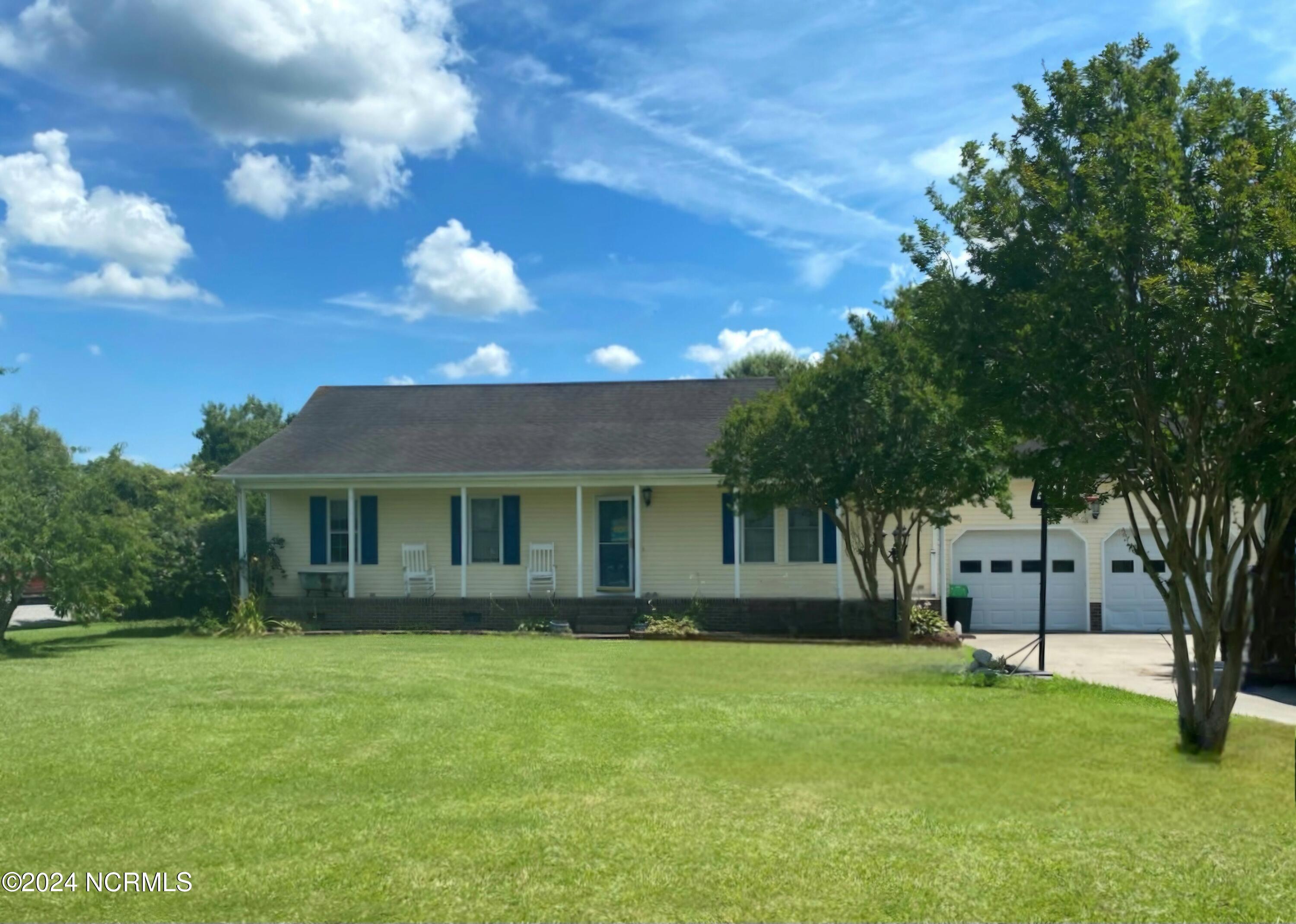 583 Firetower Road, Elizabeth City, NC 27909 Compass