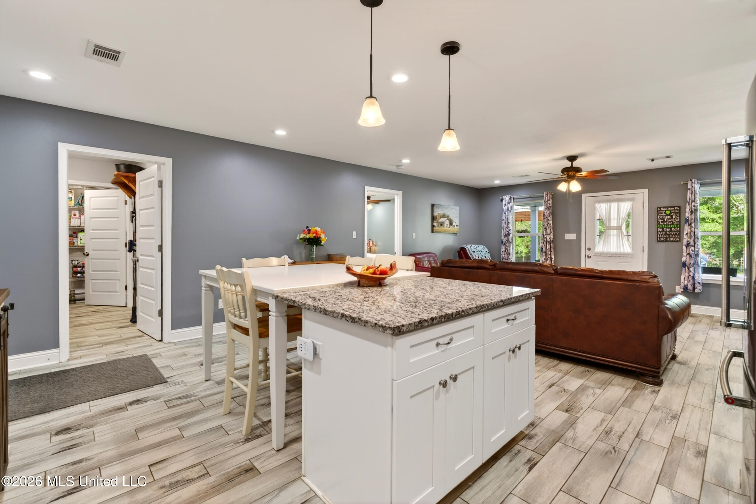 23 Buddy Road Picayune, MS 39466 - Photo 16 of 49 Kitchen