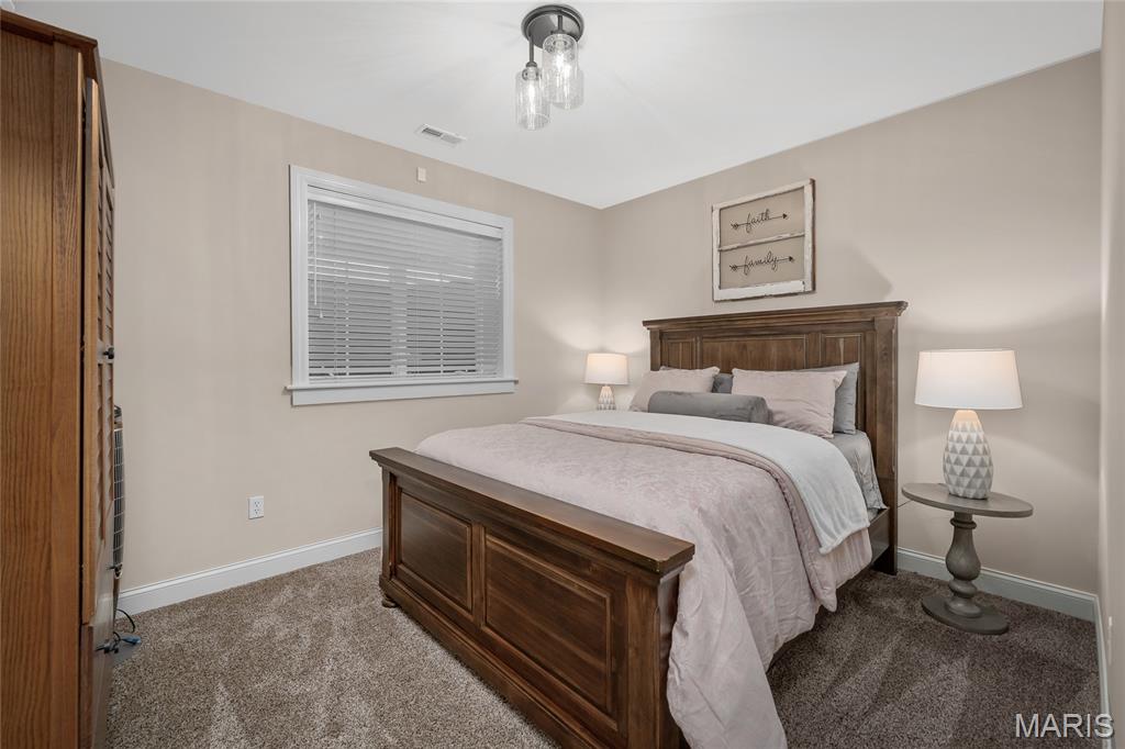 16291 Chesterfield Ridge Circle Chesterfield, MO 63017 - Photo 27 of 35