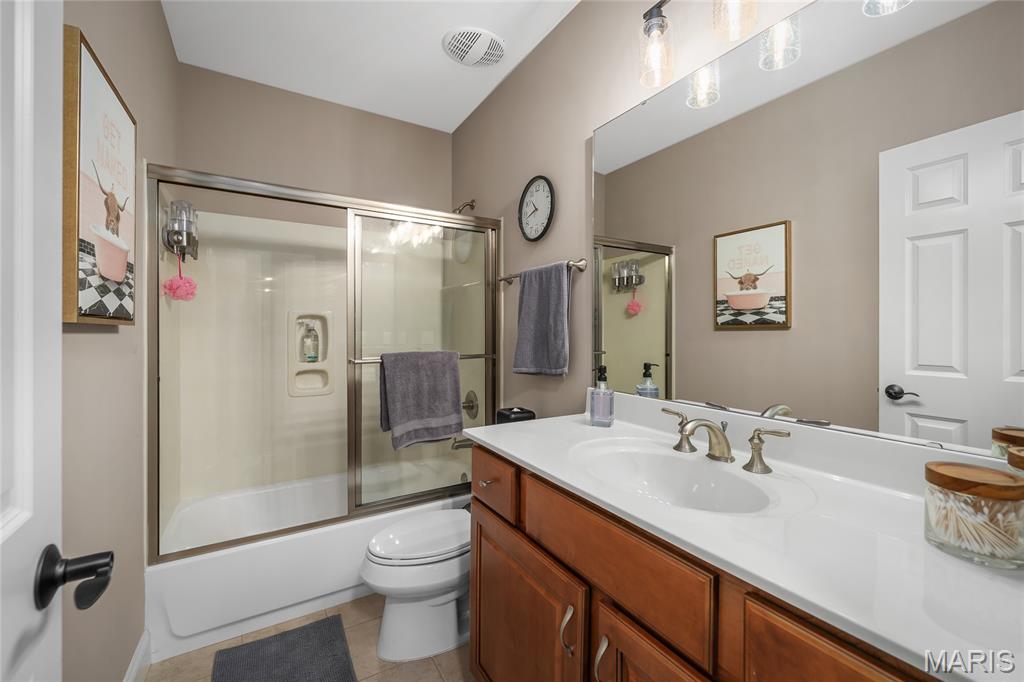 16291 Chesterfield Ridge Circle Chesterfield, MO 63017 - Photo 28 of 35