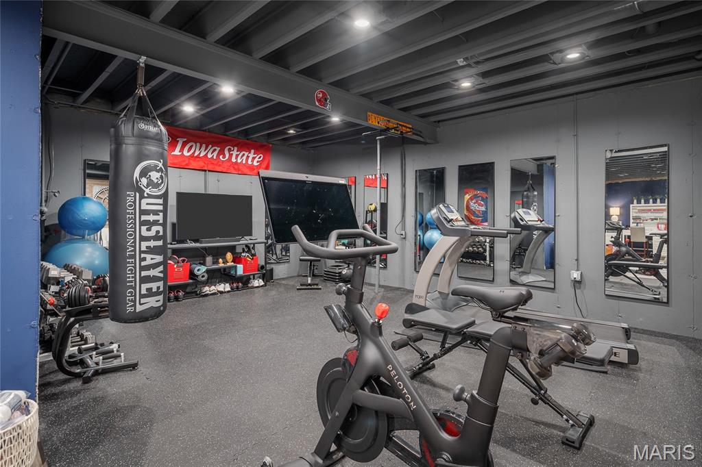 16291 Chesterfield Ridge Circle Chesterfield, MO 63017 - Photo 31 of 35