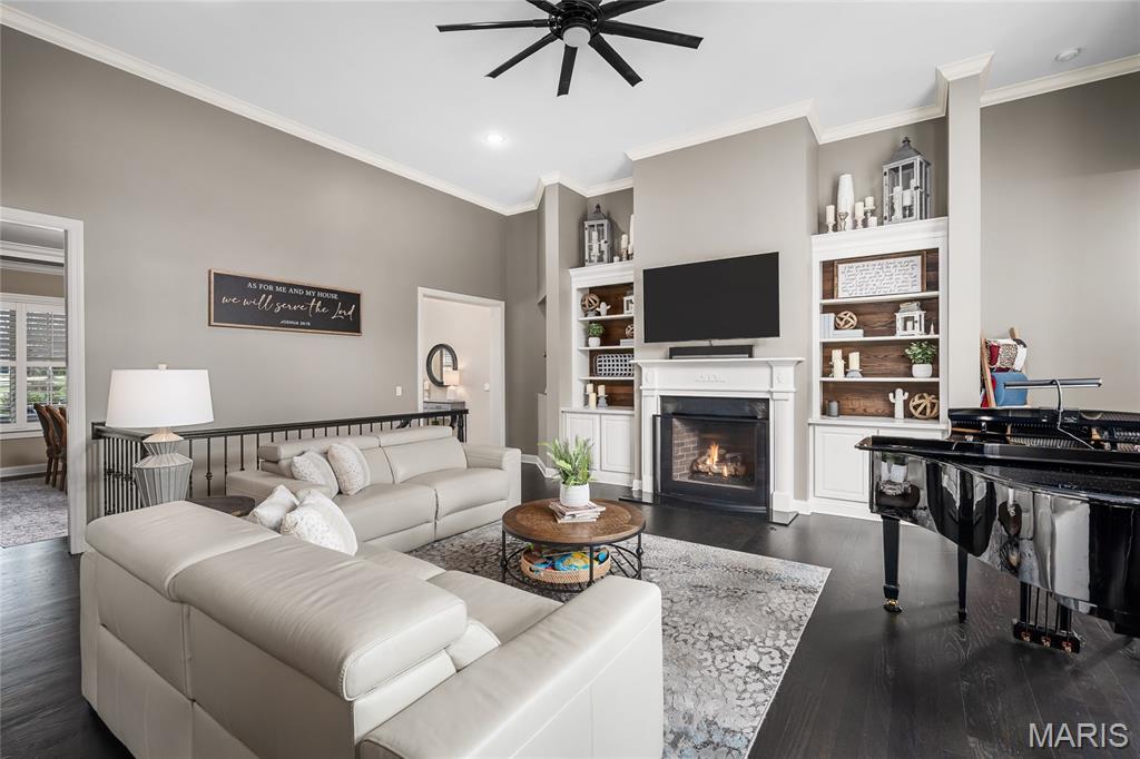 16291 Chesterfield Ridge Circle Chesterfield, MO 63017 - Photo 5 of 35