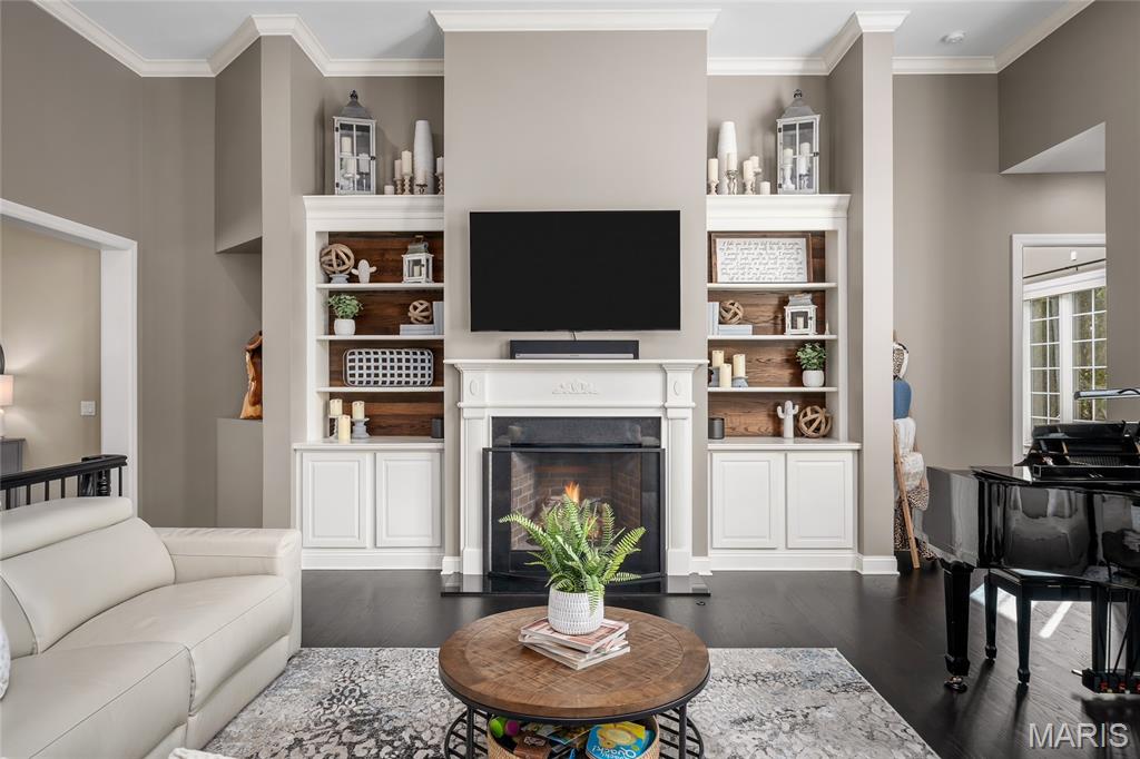 16291 Chesterfield Ridge Circle Chesterfield, MO 63017 - Photo 6 of 35