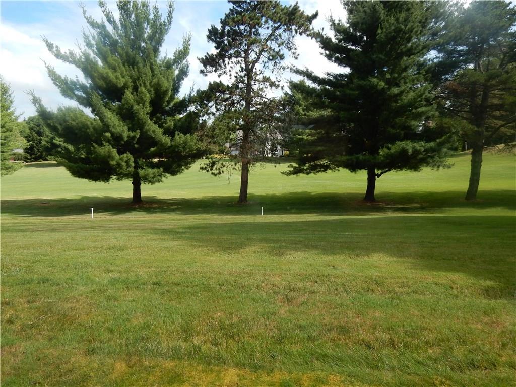286 Windsor Ridge, Unit 23 New Castle, PA 16105 - Photo 9 of 15 View of Castle Hills golf course