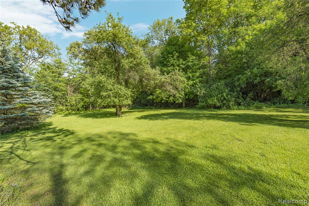 760 Waterbury Road Highland, MI 48356 - Photo 53 of 62