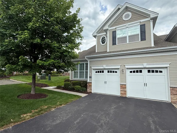 $609,000 | 14 Pritchard Court, Fishkill, NY 12524