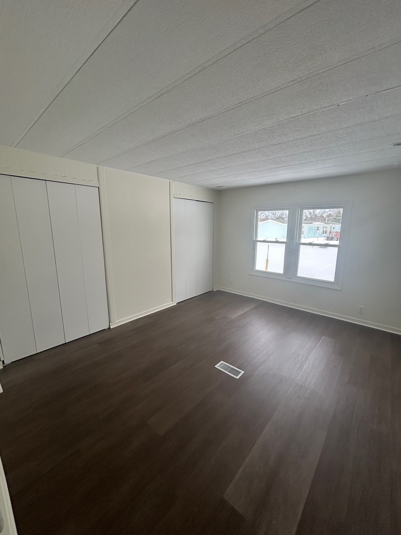 108 Flamingo Drive Beecher, IL 60401 - Photo 8 of 8