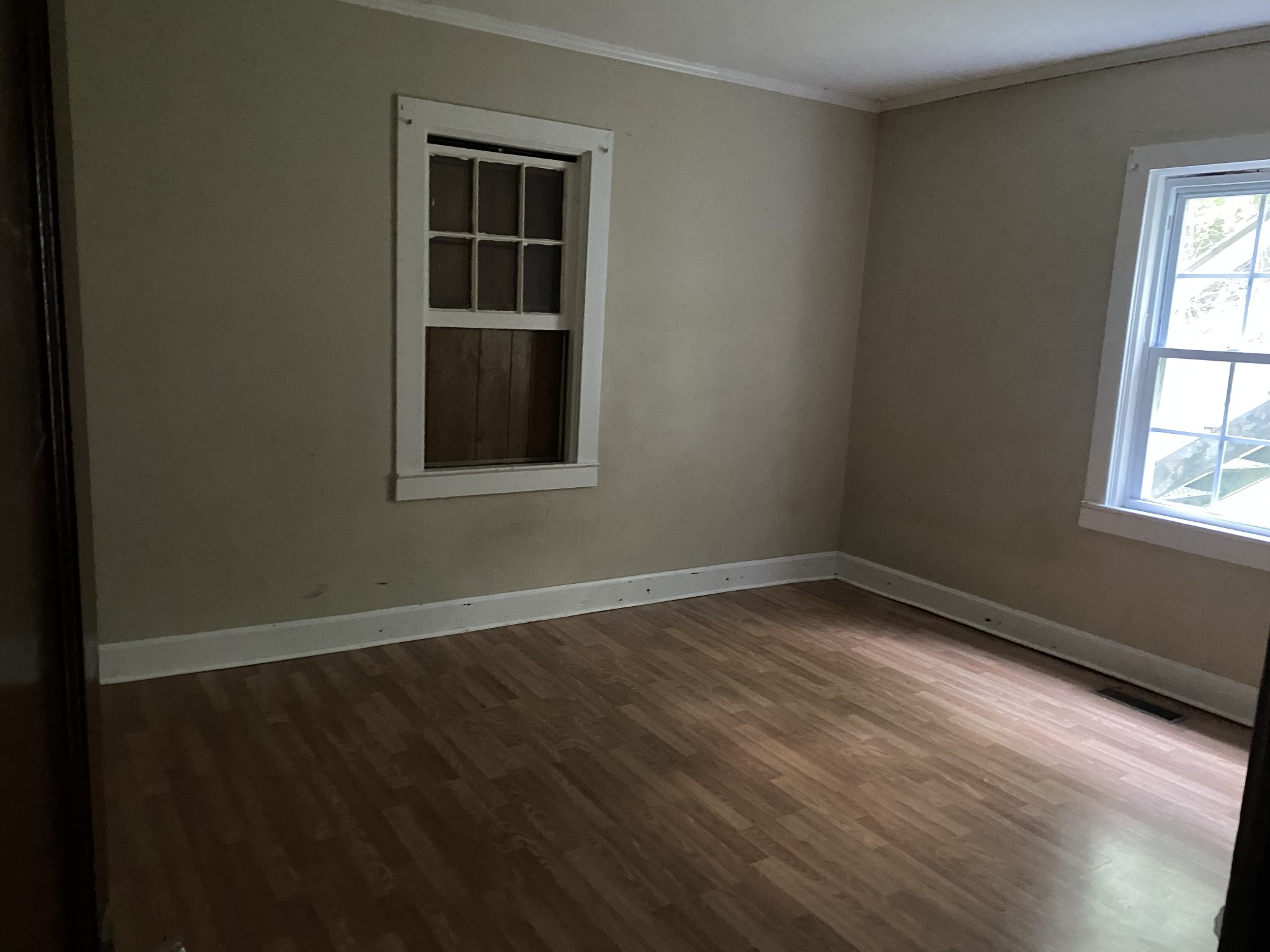 1025 Chandler Road Ashland City, TN 37015 - Photo 6 of 12 an empty room with a window