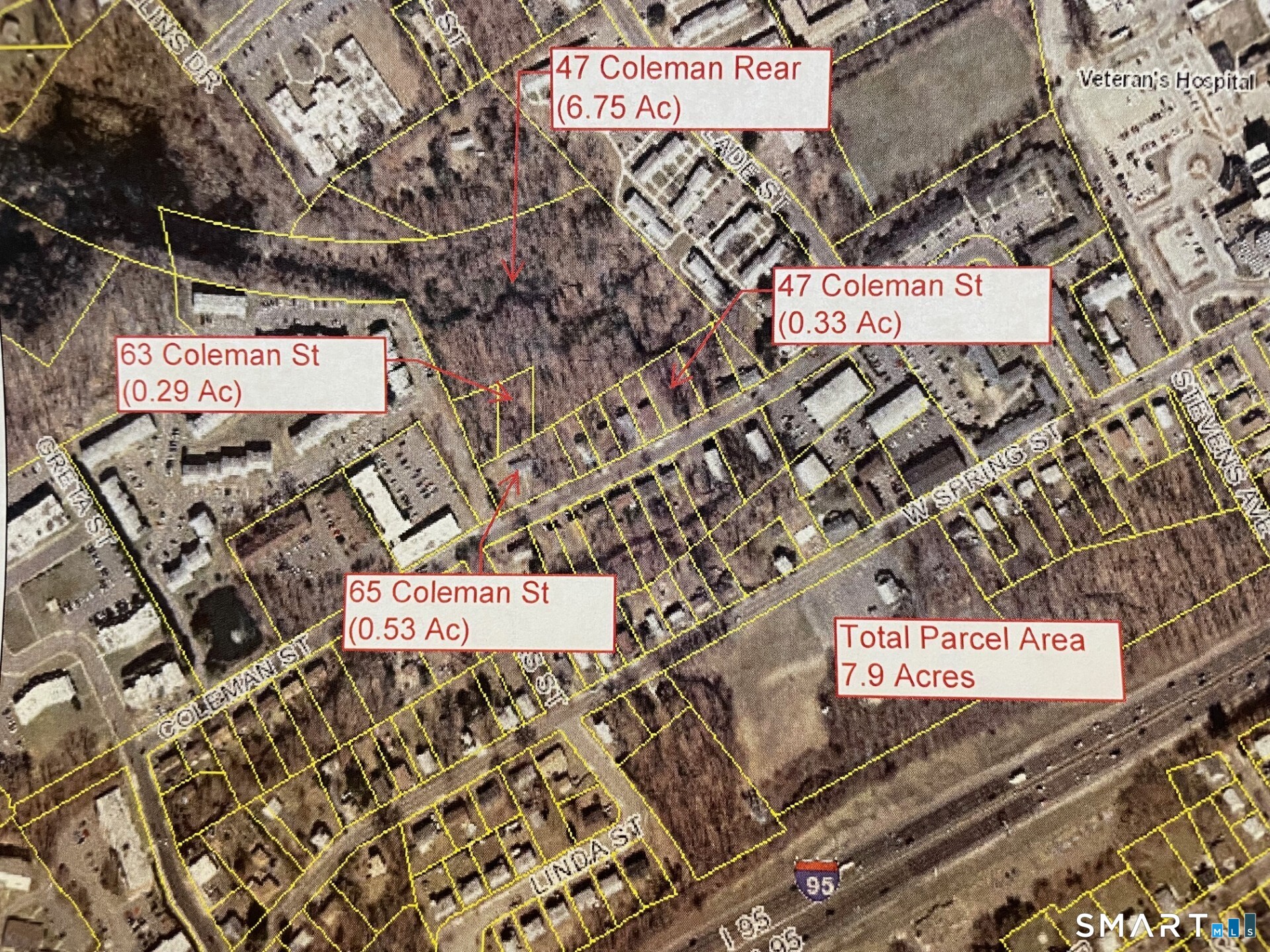 65 R Coleman Street West Haven, CT 06516 - Photo 2 of 6 a street sign on a pole on a street