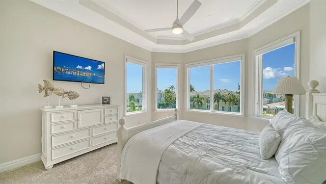 $4,700,000 | 610 Yardarm Lane, Longboat Key, FL 34228