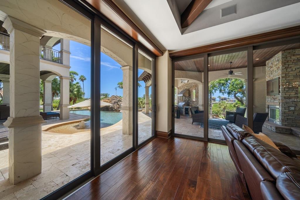 10930 Spring Street Largo, FL 33774 - Photo 23 of 100