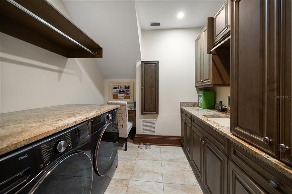 10930 Spring Street Largo, FL 33774 - Photo 32 of 100