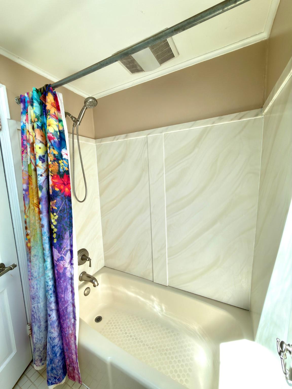 418 East Country Club Lane Wallingford, PA 19086 - Photo 42 of 59 Hall bathroom shower