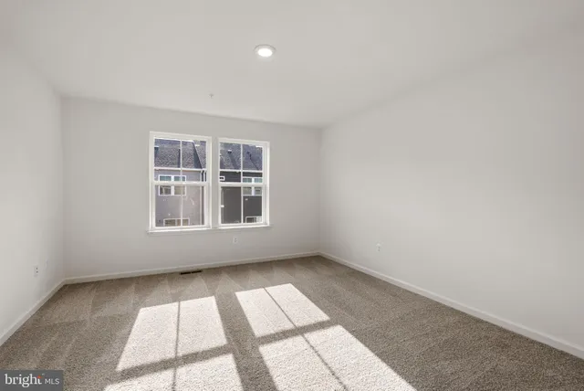 $3,400 | 8269 Longford Road, Glen Burnie, MD 21061