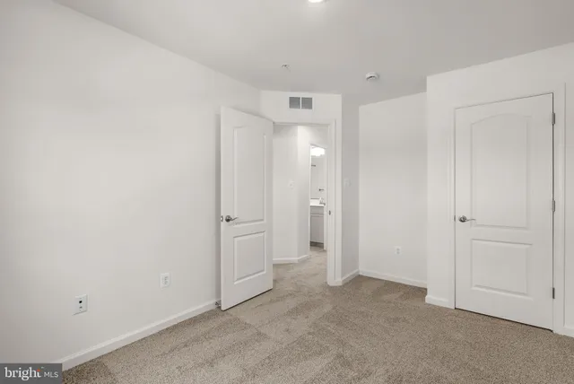 $3,400 | 8269 Longford Road, Glen Burnie, MD 21061