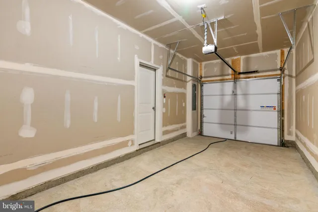 $3,400 | 8269 Longford Road, Glen Burnie, MD 21061