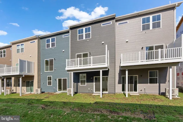 $3,400 | 8269 Longford Road, Glen Burnie, MD 21061