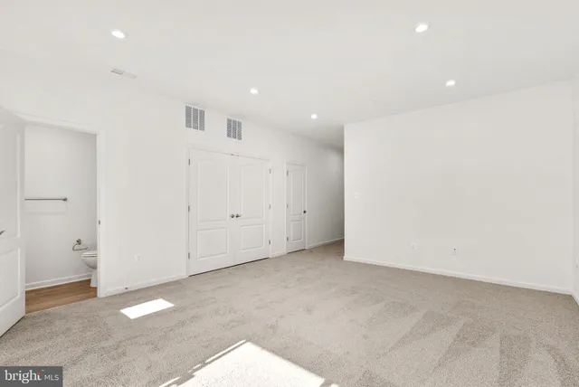 $3,400 | 8269 Longford Road, Glen Burnie, MD 21061