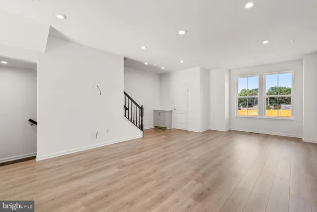 $3,400 | 8269 Longford Road, Glen Burnie, MD 21061