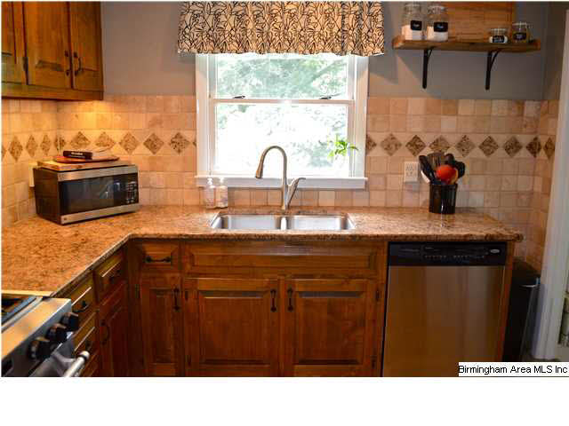 1237 Ingram Avenue Birmingham, AL 35213 - Photo 7 of 30