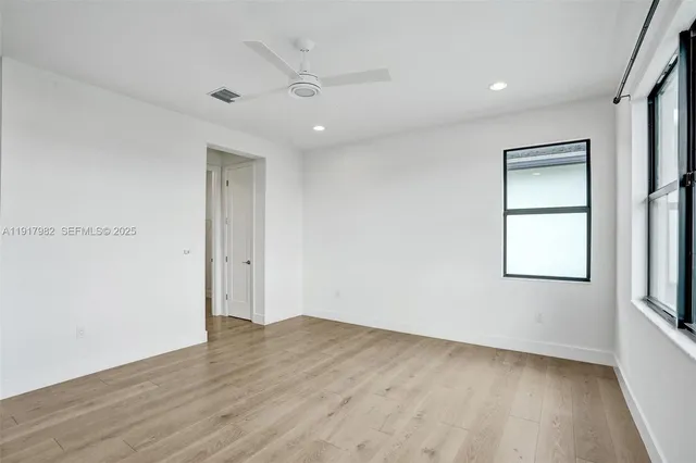 $16,000 | 17130 Wandering Wave Avenue, Boca Raton, FL 33496