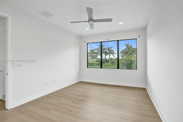 $16,000 | 17130 Wandering Wave Avenue, Boca Raton, FL 33496