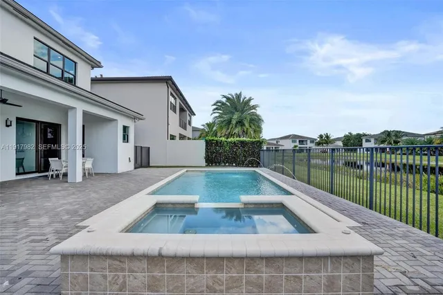 $16,000 | 17130 Wandering Wave Avenue, Boca Raton, FL 33496