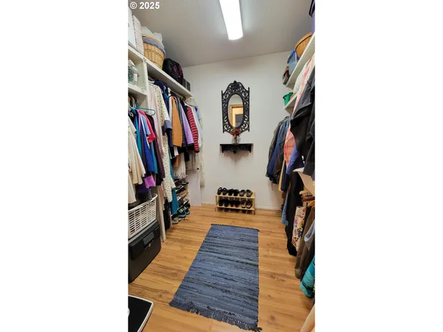 $430,000 | 296 Woodridge Drive, Eugene, OR 97405