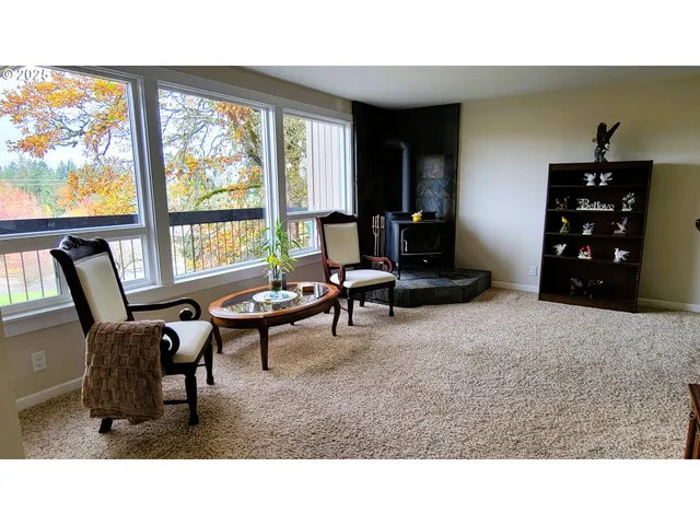 $430,000 | 296 Woodridge Drive, Eugene, OR 97405