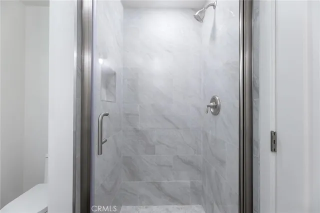 $2,595 | 498 East 52nd Street, Long Beach, CA 90805