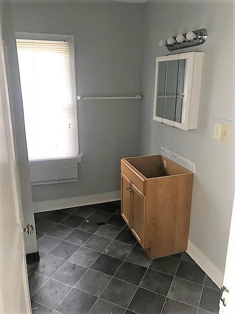 697 Berkeley Road Columbus, OH 43205 - Photo 6 of 10