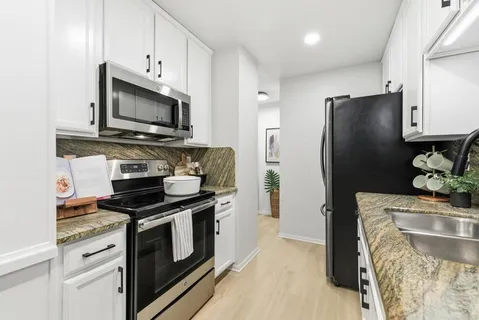 $540,000 | 1750 South El Camino Real, Unit 211, Encinitas, CA 92024