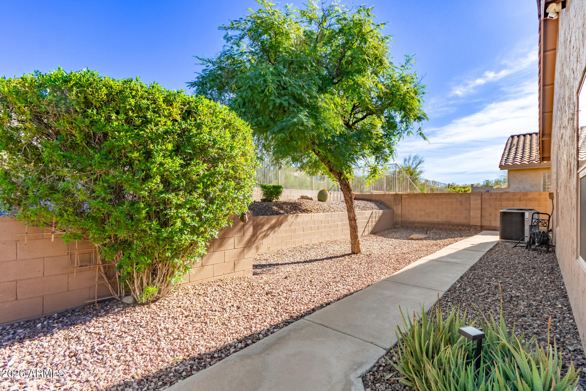 21009 North 16th Way Phoenix, AZ 85024 - Photo 35 of 39 a view of an outdoor space with a house
