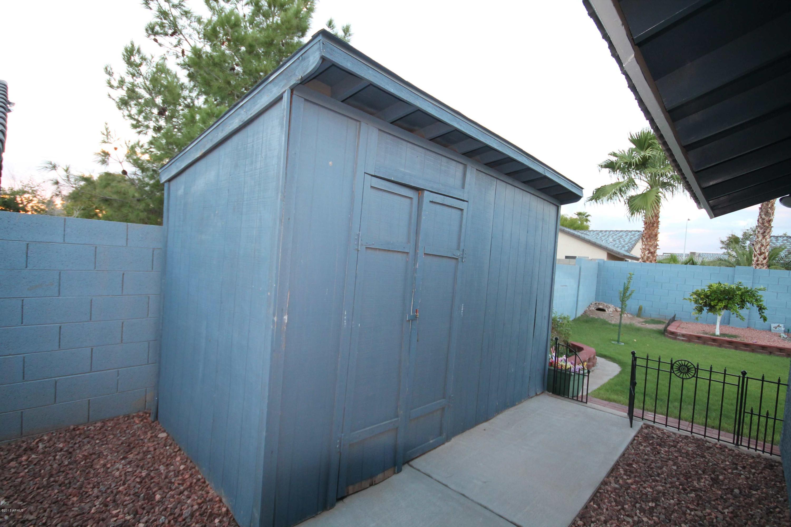7932 West Bloomfield Road Peoria, AZ 85381 - Photo 39 of 41 Storage shed