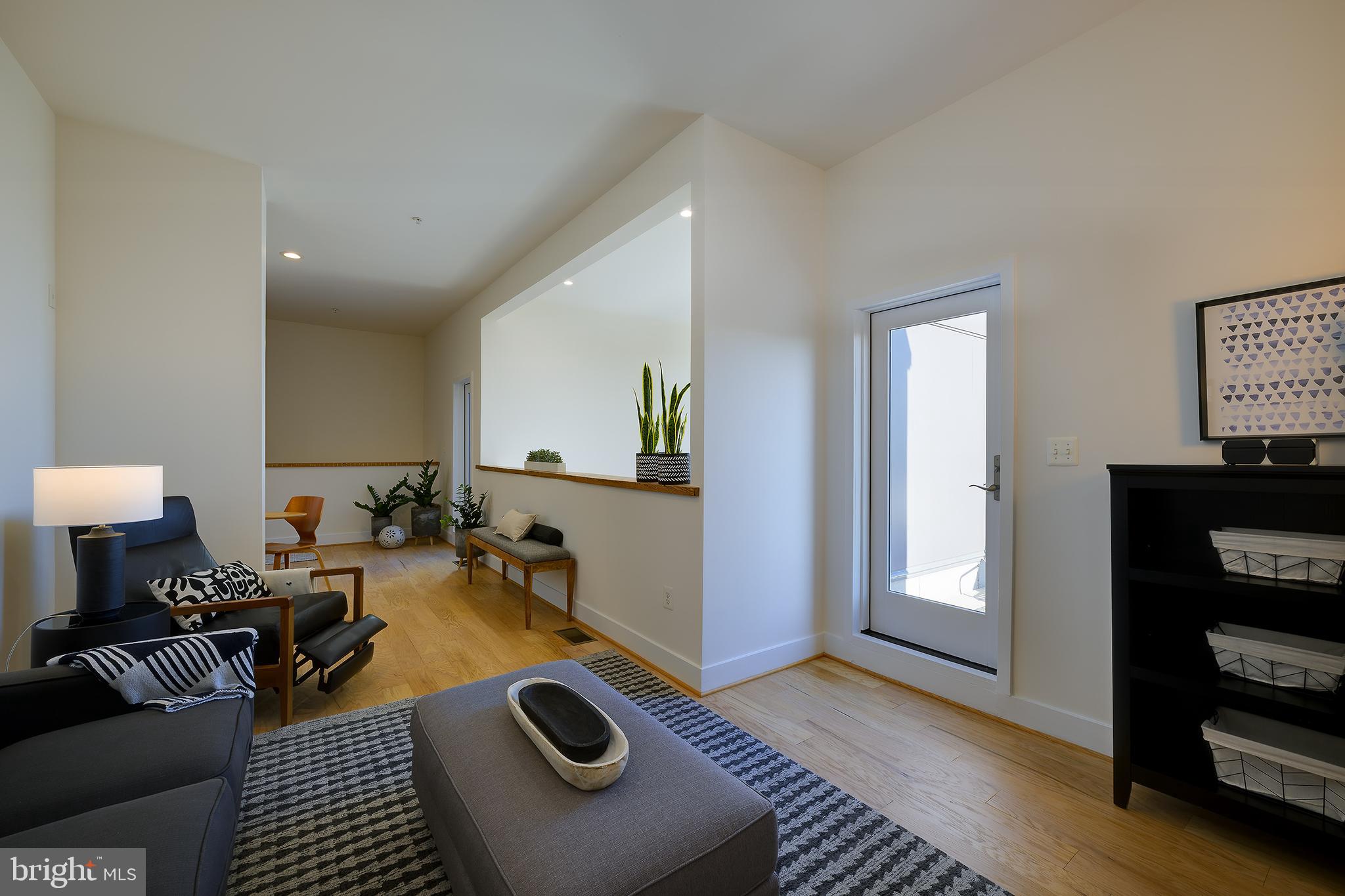1443 Chapin Street Northwest, Unit 404 Washington, DC 20009 - Photo 27 of 44