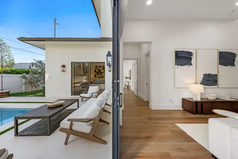 $4,499,500 | 109 Arlington Place, West Palm Beach, FL 33405