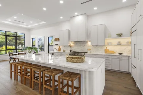 $4,499,500 | 109 Arlington Place, West Palm Beach, FL 33405