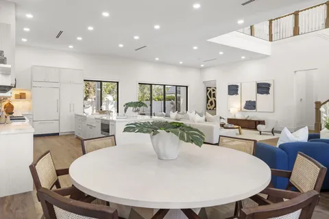 $4,499,500 | 109 Arlington Place, West Palm Beach, FL 33405