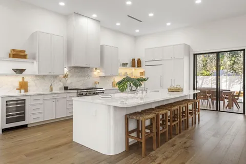 $4,250,000 | 109 Arlington Place, West Palm Beach, FL 33405