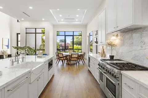 $4,499,500 | 109 Arlington Place, West Palm Beach, FL 33405