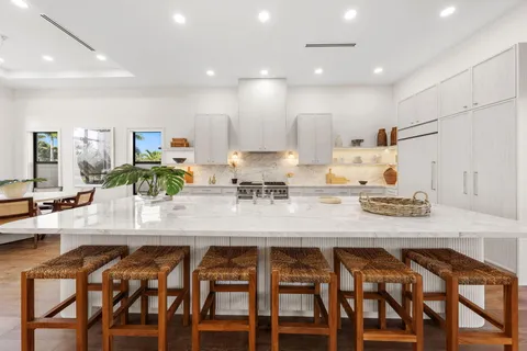 $4,499,500 | 109 Arlington Place, West Palm Beach, FL 33405