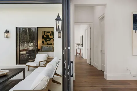 $4,250,000 | 109 Arlington Place, West Palm Beach, FL 33405
