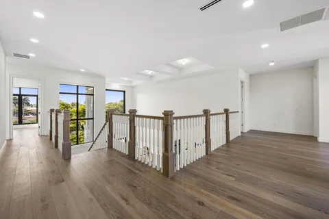 $4,250,000 | 109 Arlington Place, West Palm Beach, FL 33405