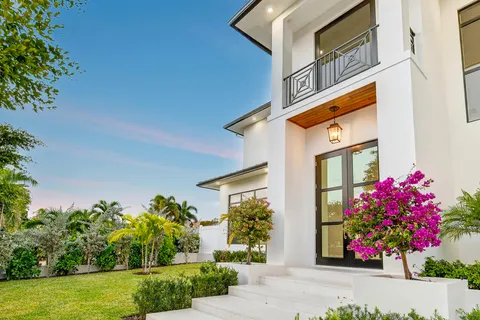 $4,499,500 | 109 Arlington Place, West Palm Beach, FL 33405