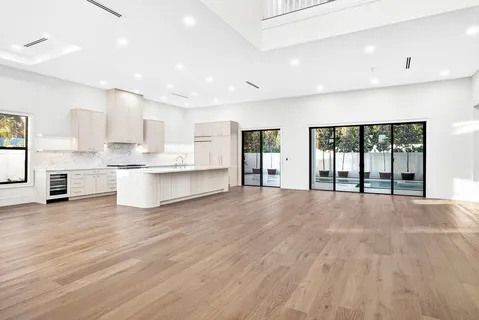 $4,499,500 | 109 Arlington Place, West Palm Beach, FL 33405