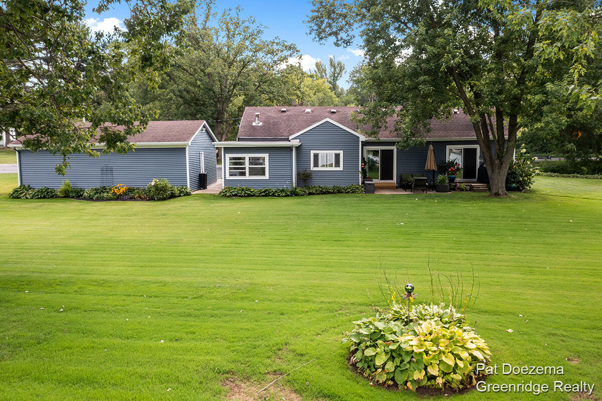 116 Coats Grove Road Hastings, MI 49058 - Photo 27 of 62 IMG_1045