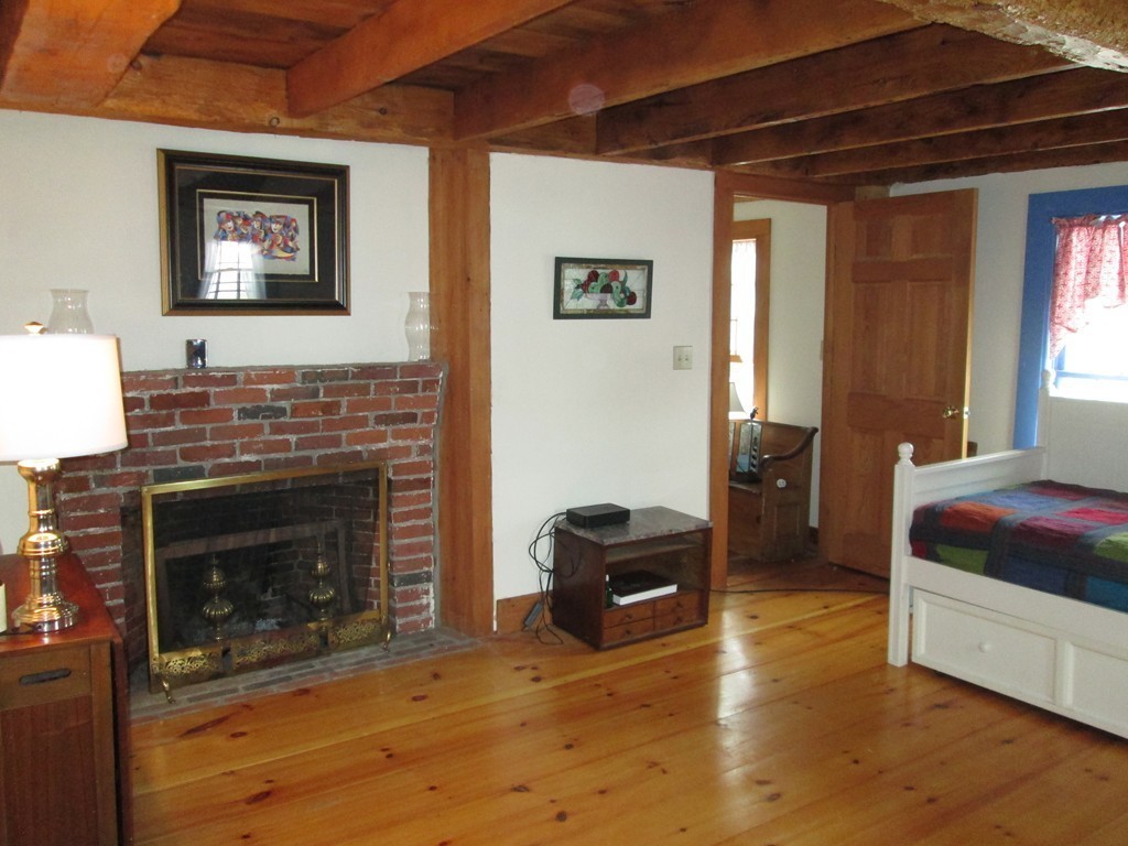 8 Dock Square, Unit 3 Rockport, MA 01966 - Photo 3 of 27