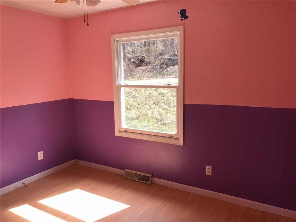 4529 Hopewell Heights Road South Heights, PA 15081 - Photo 9 of 10 Gallery Image 9