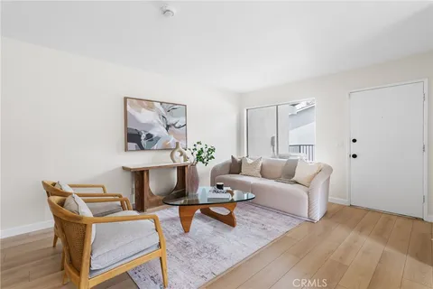 $569,900 | 1738 North Cedar Glen Drive, Unit B, Anaheim, CA 92807